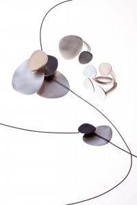 Aines handmade Jewellery - Ovals Collection - Gold and silver pendants and rings.