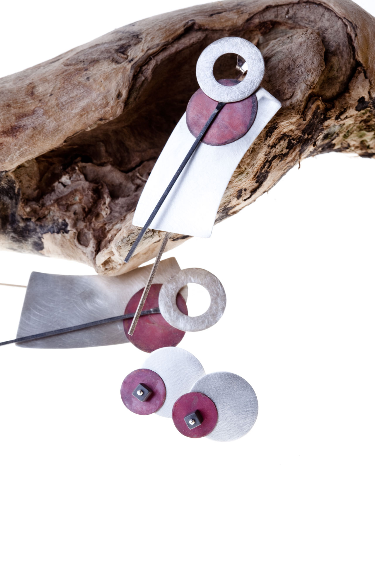 Aines handmade Jewellery - Round and Copper Collection - Silver and Copper earrings.